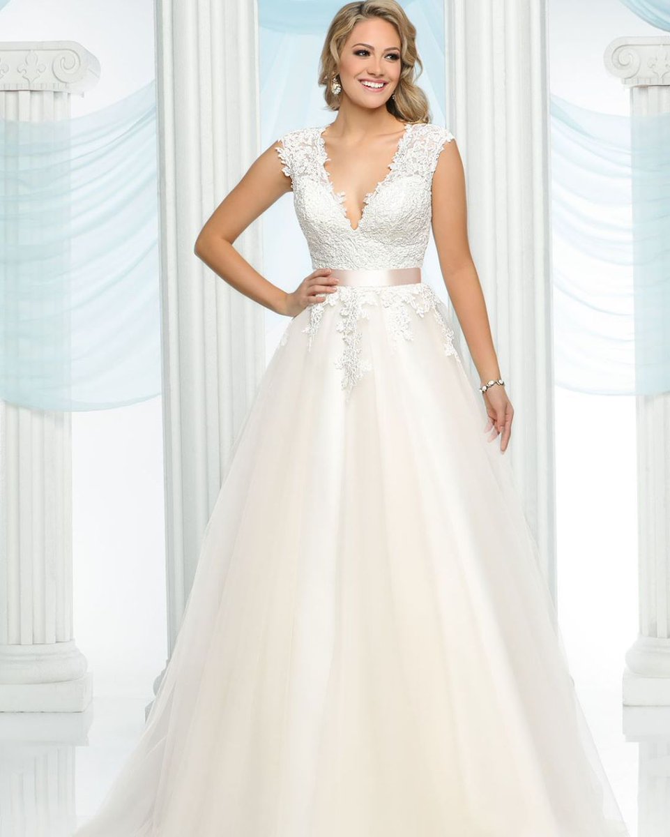 davincibridal's tweet photo. DaVinci Bridal Wedding Collection: Featured Dress of the Day 💓 Style #50431 by @DaVinciBridal” https://t.co/agRem5DejV
#Bridal #Dresses #Brides #Trends #Hearts #Bridesmaid #Weddings #Best #Gowns #Fashion #Couture #Engaged #WhiteDresses #WeddingDress #BrideToBe #Bridal2018 https://t.co/77L3VQouFn