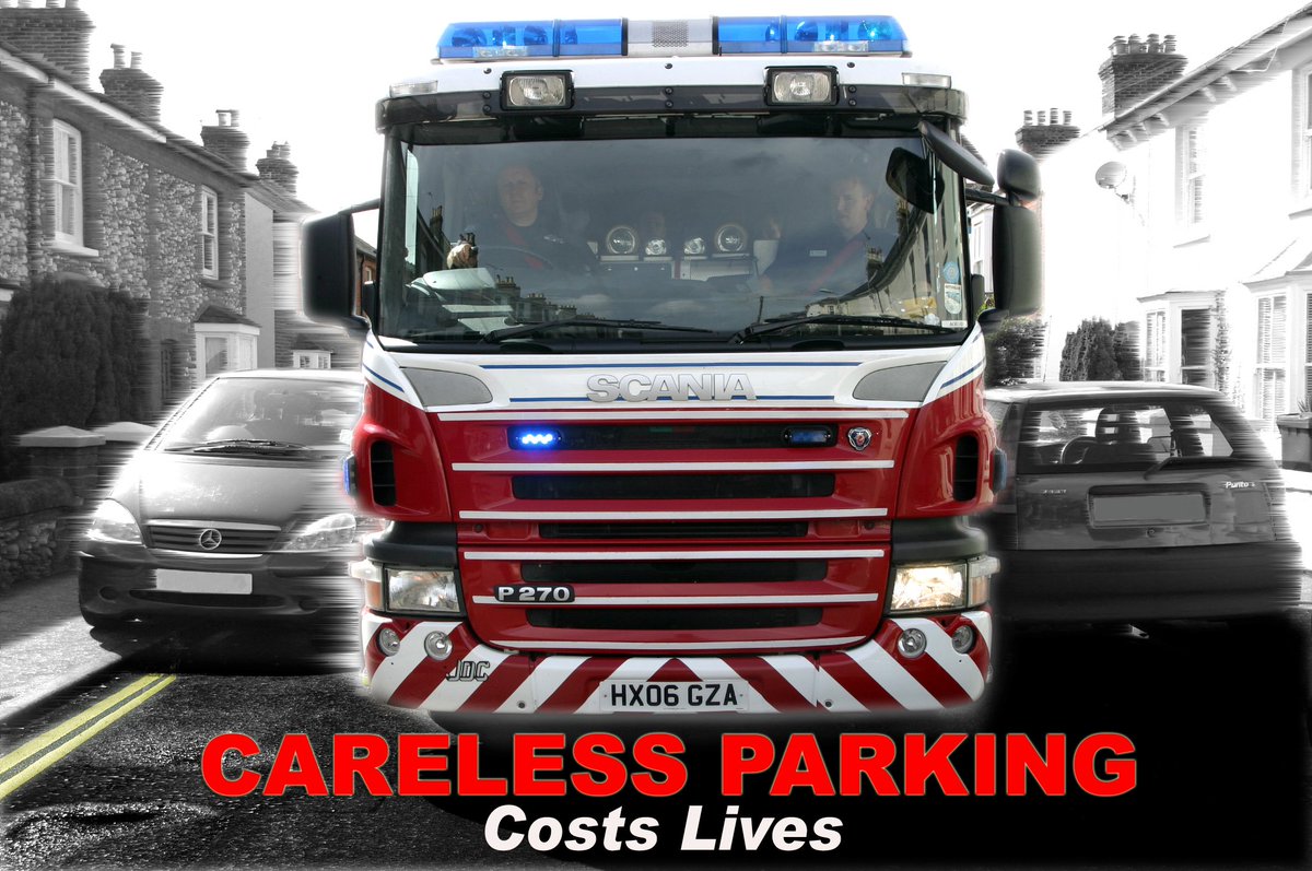 WestSussexFire's tweet photo. When parking please consider whether an emergency vehicle could get through. A recent house fire in #Littlehampton has once again highlighted the dangers of inconsiderate parking: https://t.co/NJEp1KYFtO.
#ThinkFireEngine #LeaveSpace #EmergencyServices https://t.co/6gbanFLERl