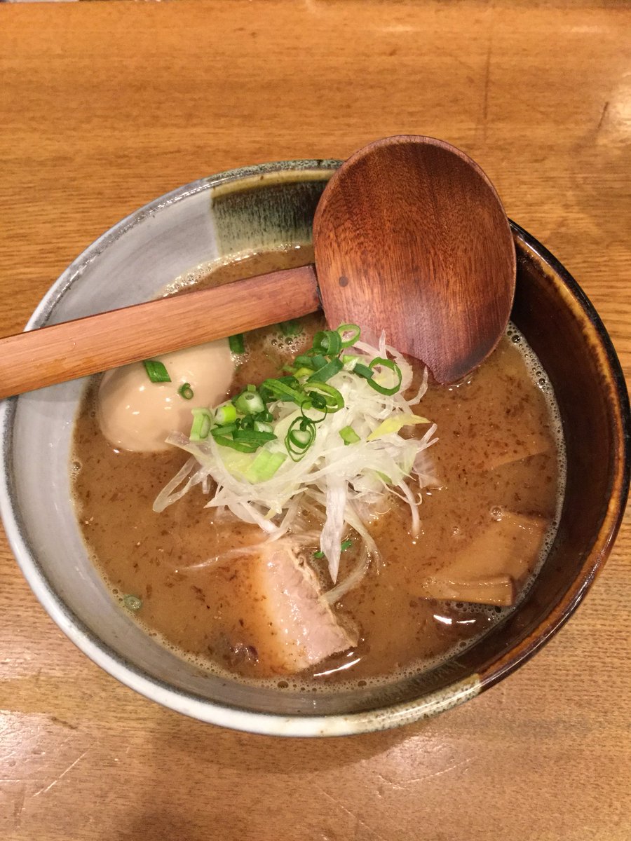 渡辺樹庵 高田馬場 渡なべ で 渡なべの味噌らーめん 味付玉子 18年1杯めです お金を出して食べる 1杯めは これと決めてます 自分で言うのもなんですが コンセプト通りに良く出来てます