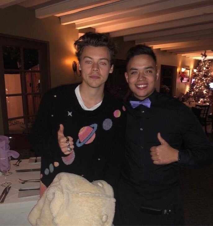lowqualityhpics's tweet photo. my 🌞🌚✨ https://t.co/VxZGsJFxgn