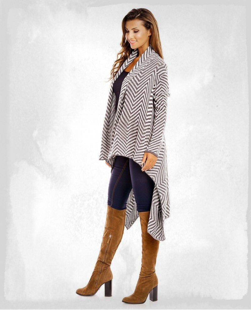 amber_suit's tweet photo. ❤️ Empezamos el año con un #look cómodo y desenfadado ❤️
Ahora ❌ 14,00 € ❌
• Envío GRATIS a Península y Baleares
• Pedidos por WhatsApp 654 750 977 📞
C L I C 👉🏻 https://t.co/EoI17EyiCw
#moda #mujer #ambersuit #cardigan #punto #gris #ootd #outfit #outfitoftheday https://t.co/TQbKMcitux