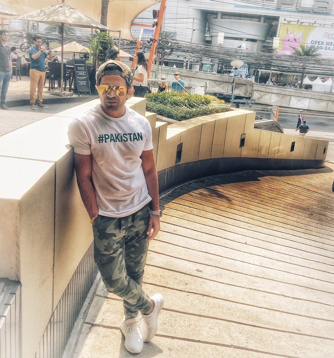 naveedrazaactor's tweet photo. #Pakistan #zindabad vacations #BangkokCountdown2018 #myidentityisvalid #Pakistani #Supermood https://t.co/5WHTlCCbMM