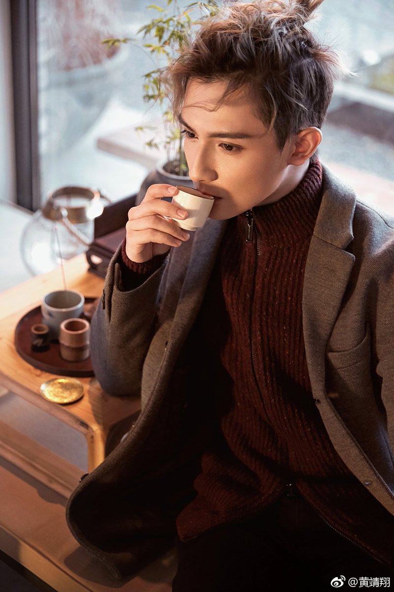 GtyHjxMagicFans's tweet photo. Xiao Cai weibo update 20171224💖Xiao Cai said, “Winter sunshine brings us warm. Happy Christmas Eve!" 💖part 3 of 3

#HuangJingXiang #黄靖翔 https://t.co/TSzNiZN79r