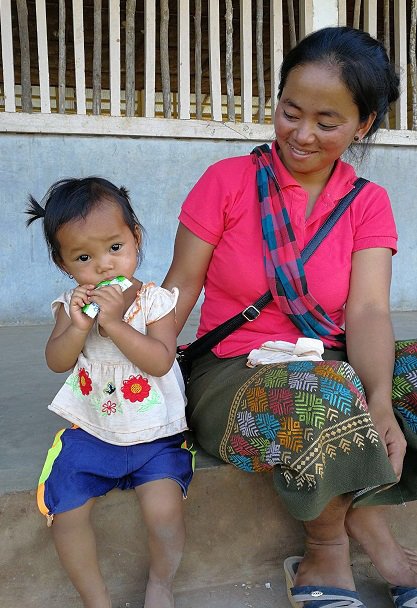 SGordonGibson's tweet image. #NewYearsResolutions2018? @WFP #Laos will continue to #InvestInNutrition.
There is no greater gift than to give children the best start in life. Proper #nutrition during first #1000Days lasts forever!
