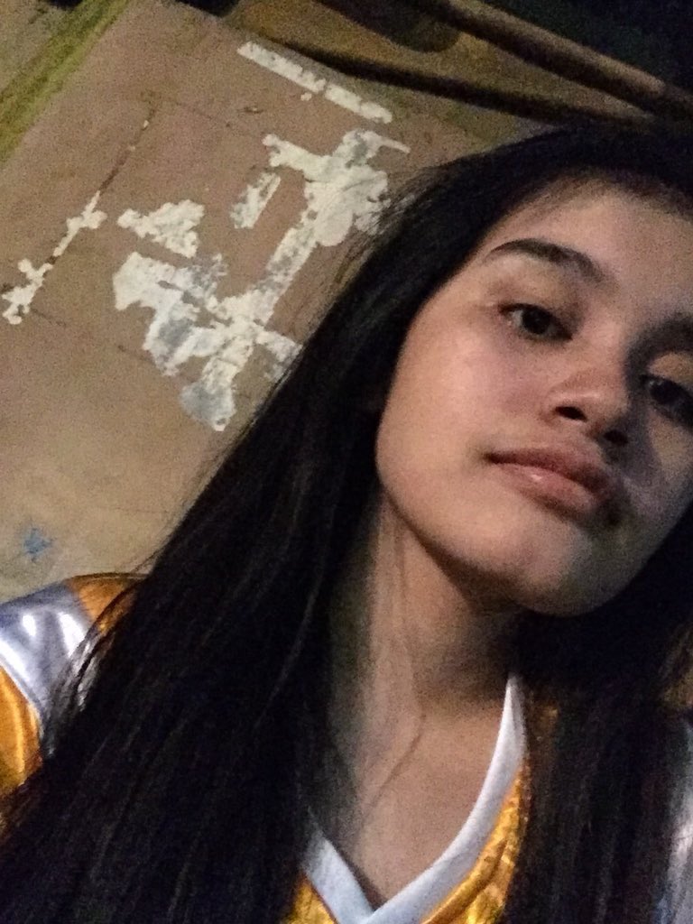 ChicksOfADMUFD's tweet photo. • JB / AD /  FAN !!!
• Fan to ni BDL at Deanna Wong
• Ball is life sa kanya
• Magaling kumanta at mag gitara😍
• Maharot pero loyal to sa isa
• [BI]bigay sayo buong oras niya https://t.co/Zq6hvm6vPb