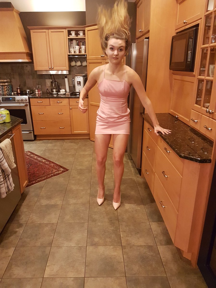 notnotnicole's tweet photo. Behind every decent photo posted is 100 of these haunting one's gallery https://t.co/9XzKbpYV5Y