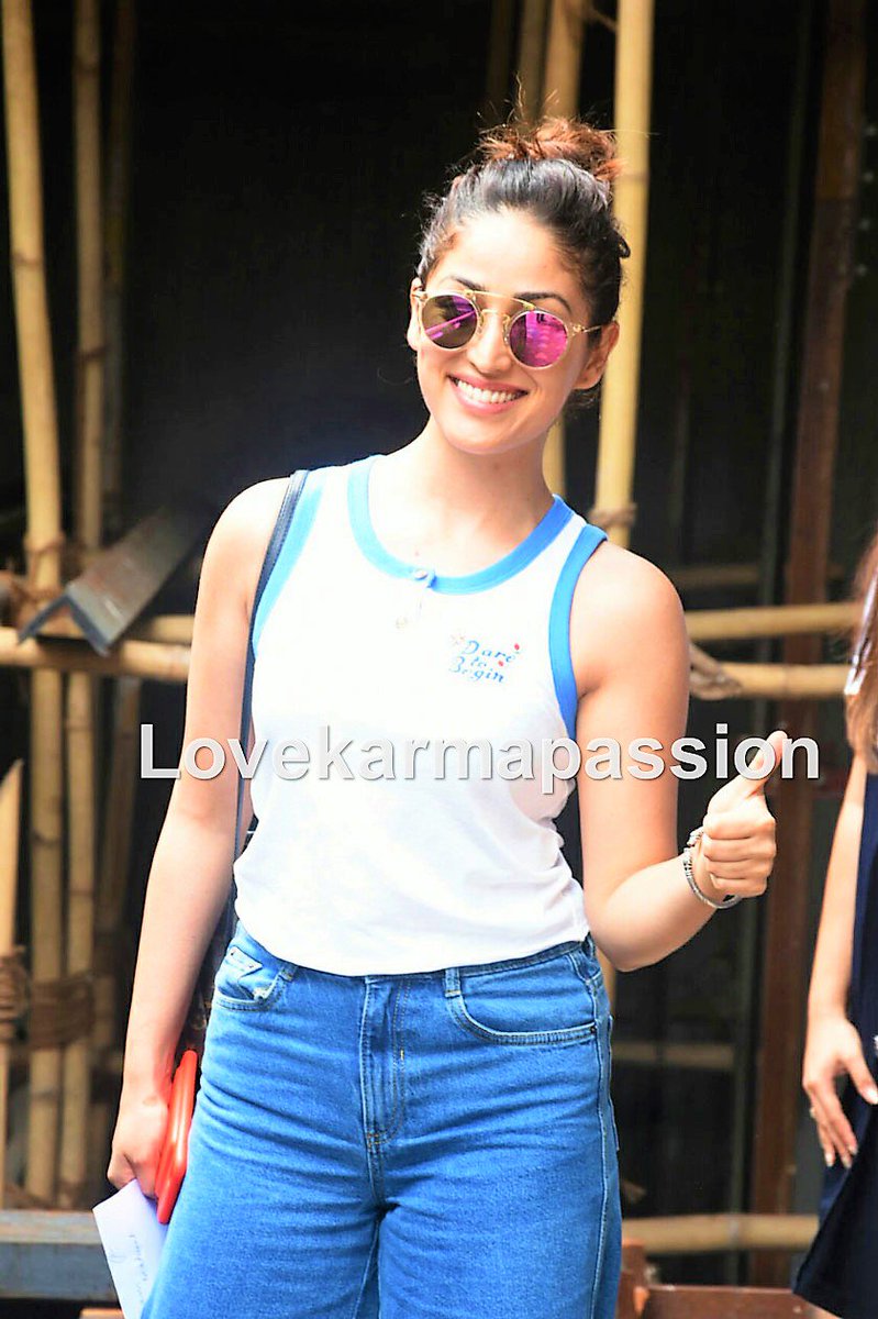 lovekarmapass's tweet photo. Bollywood Actress Yami Gautam.
#yamigautam #fitness #figirl #fitnessgoal #curvygirl #stylish #bollywoodactresss #model #fashion #fashionmodel #modelife #deepikapadukone #sexy #glam #glamour #bollywooddiaries #bollywoodfashion #movies #celebrityfashion #celebrityface #celebrity https://t.co/o6xkafuDf6