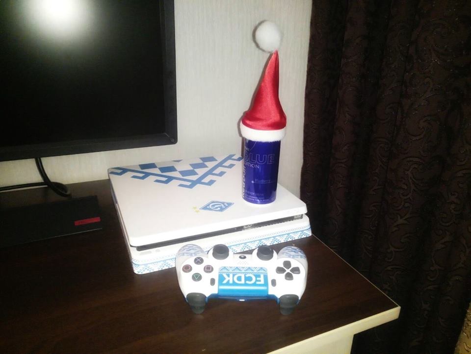 EFCDKen's tweet photo. This is #Labotryas' New Year celebration π₯ How did you celebrate 2018? ;-) https://t.co/3CgQd2aMwJ