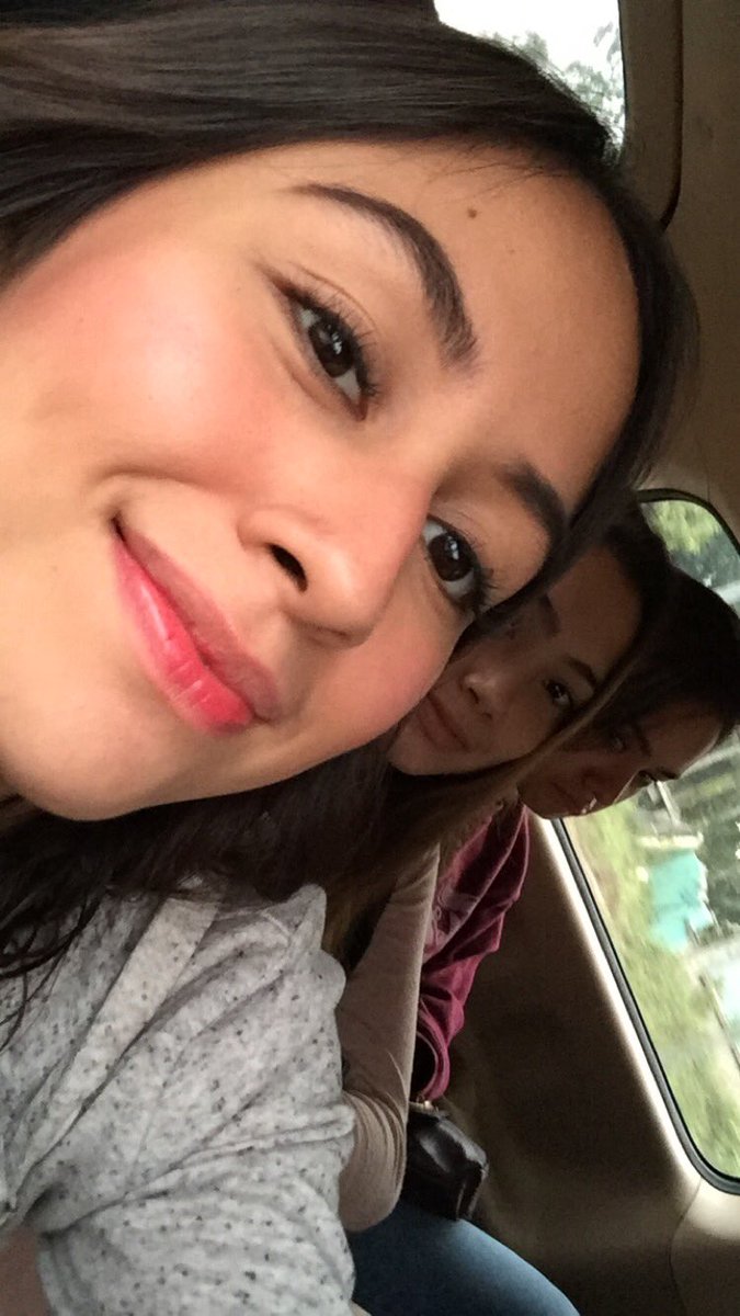 dimpleyap's tweet photo. 15 min drive turned into an hr drive cause of the traffic 🤦🏻‍♀️🤦🏻‍♀️🤦🏻‍♀️ @Marnsterr @madiemonks https://t.co/464yMq1Bet