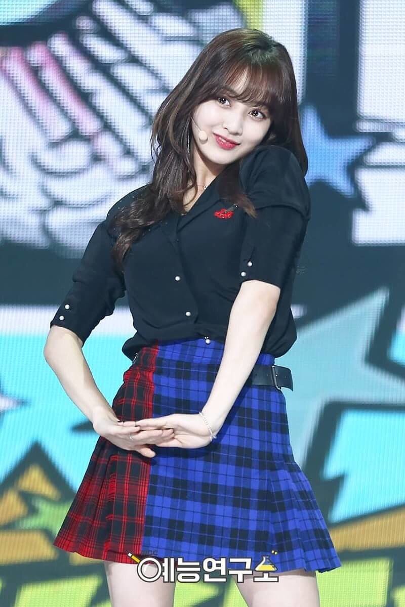 twice__MOMORIN2's tweet photo. ジヒョのセンイルまでに201いいねと201RT目指します!!!!!✨
ONCEの皆さんでジヒョを祝いましょう!!✨
ご協力お願いします！！🙇🙏
#TWICE 
#onceさんでRTした人全員フォロー 
#onceでいいねした人全員フォローする 
#ONCEはスルー禁止 
#ONCEさんと繋がりたい 
#ジヒョ 
#拡散希望 https://t.co/V0B6EEofoq