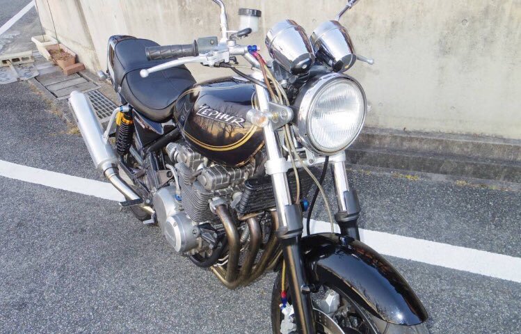 z1i_i's tweet photo. ゼファー400
XJR400
インパルス
VT250FE
ゴキ
売ります

詳しい事は、DMお願いします！

#XJR400売ります
#GSX250E売ります
#インパルス売ります
#ゼファー400売ります
#単車売ります
#バイク売ります https://t.co/X9dRCtqIK9