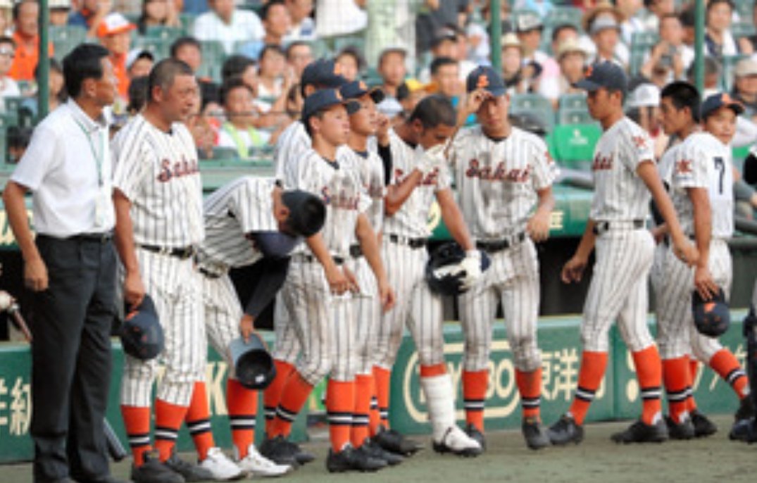 QJXxykL3X40QkvB's tweet photo. 正直にどっちが好き？
高校野球→リツイート
プロ野球→いいね
どうしても選べない人は両方お願いします https://t.co/zc76LczEr1