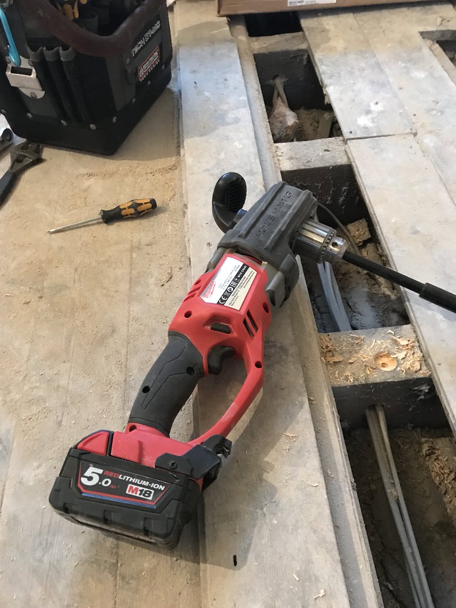 ThePeakGroupLTD's tweet photo. You know itβs serious when your breaking this bad baby out before ten #Milwaukeepower #plumber Halifax https://t.co/vkxldsud8t