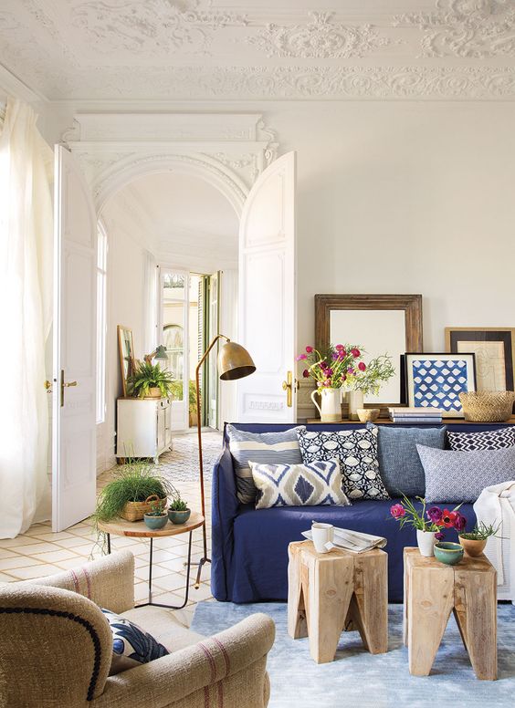 Decoracionyhs's tweet photo. TENDENCIAS PARA EL 2018🏡
¡Vuelve el oro, la textura en las paredes y las mesitas auxiliares más originales!
https://t.co/MOrtfCqKTi
#Decor #Decoracion #Homestaging #Home #Family #Interiores #Lujo #Blanco #Tendencias #Familia #Hogar #Casa #tendencias2018 #decoracion2018 https://t.co/zbRRJUnFzN