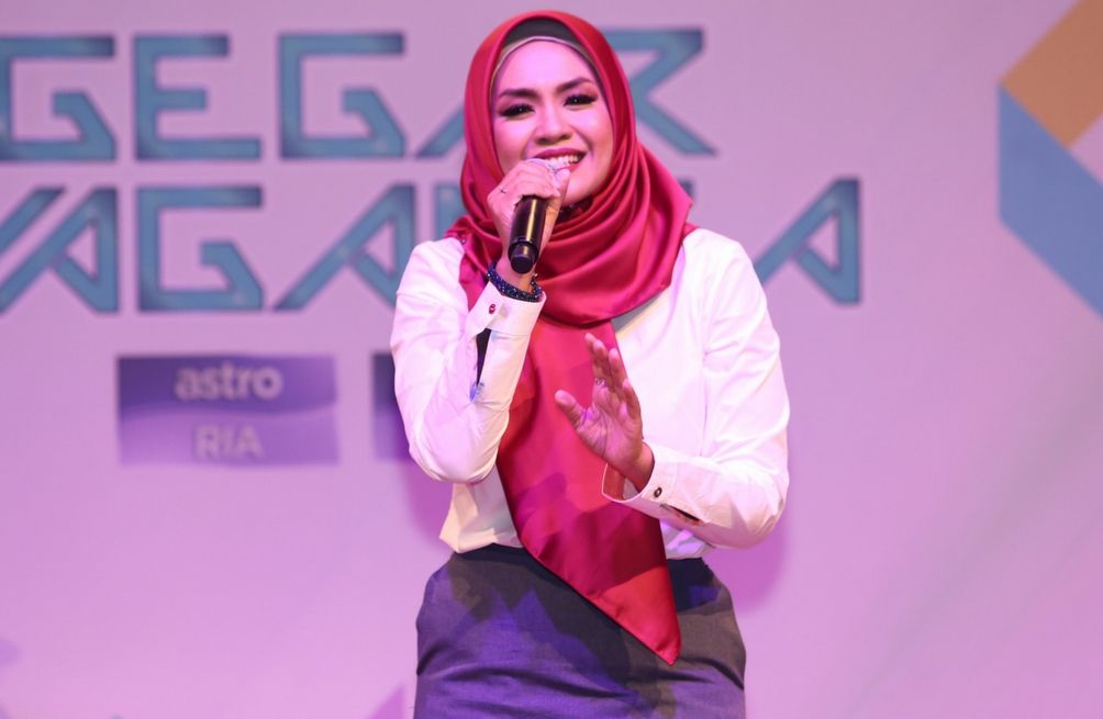 AstroAudioNews's tweet photo. Naib juara #GegarVaganza4, Liza Hanim tidak menolak untuk kembali ke dunia lakonan jika ada permintaan https://t.co/zYbazSEDrS https://t.co/MhJj1OJQkx