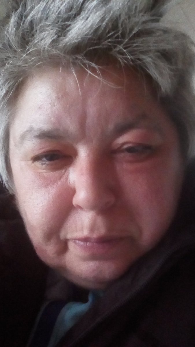 Karen Chaplin (KarenChaplin12) Twitter