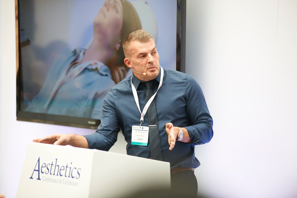 aestheticsgroup's tweet photo. If you haven't ever seen Dr Lee Walker present, then here's your chance! 
Learn injection techniques for the lips from this experienced trainer at #ACE2018 and register FREE today!
@btoxclinics #LipAugmentation #LipInjection #LipTraining @TeoxaneUK 
https://t.co/4CQ68uhYtH https://t.co/YE8BIp4TVc