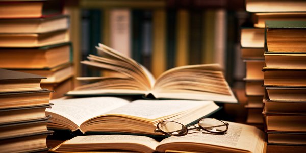 alanbonner's tweet photo. In 2017, I failed to achieve my goal of reading a new book every week - I only managed a total of 21 books in 2017 (not bad right? Just not 52 as planned). So, please help me build my 2018 book list and share your book recommendations with me. Thanks 📚 #Entrepreneur #bookreviews https://t.co/QAvbZK4Qog
