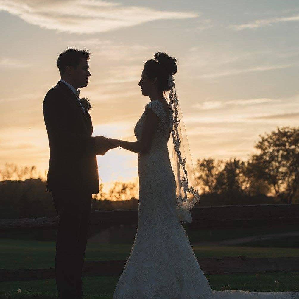 cotillionb's tweet image. #dancingintheclouds #Illinois #Dance #amazing #Rings #love #holdtight #palatine #cotillionbanquets #DreamsComeTrue