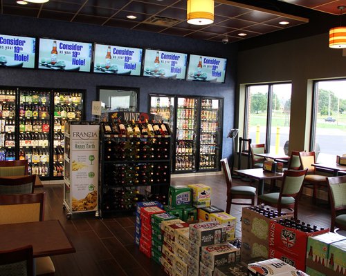 CSNewsOnline's tweet photo. With Expansion on the Horizon, Rutter's Forecasts Busy 2018 https://t.co/szOGYGdTTT @RuttersFS #rutters #cstore #beercaves #beer #beverages https://t.co/S4rX731yxk
