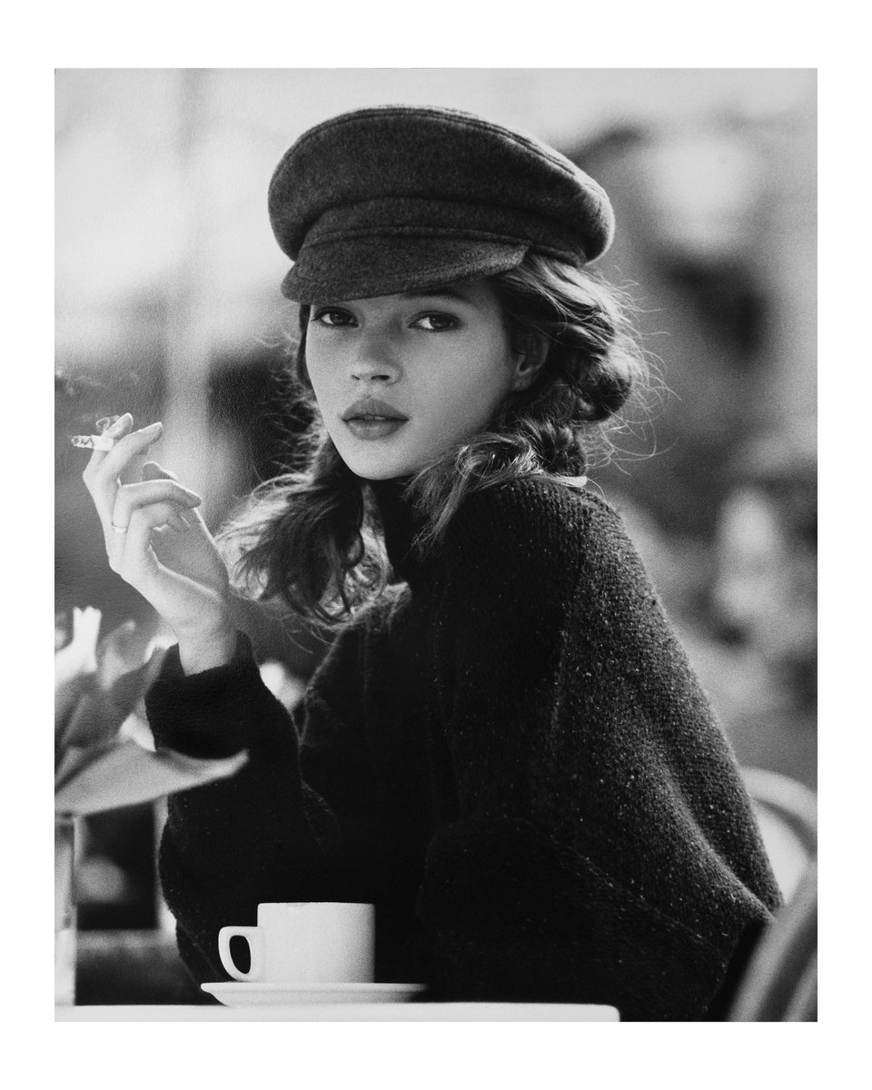 Kate Moss by Kate Garner [1991] #PhotographyIsArt #KateMoss #KateGarner #CoffeeAndCigarette #Portrait #BlackandWhite #90s #Beauty #Retro