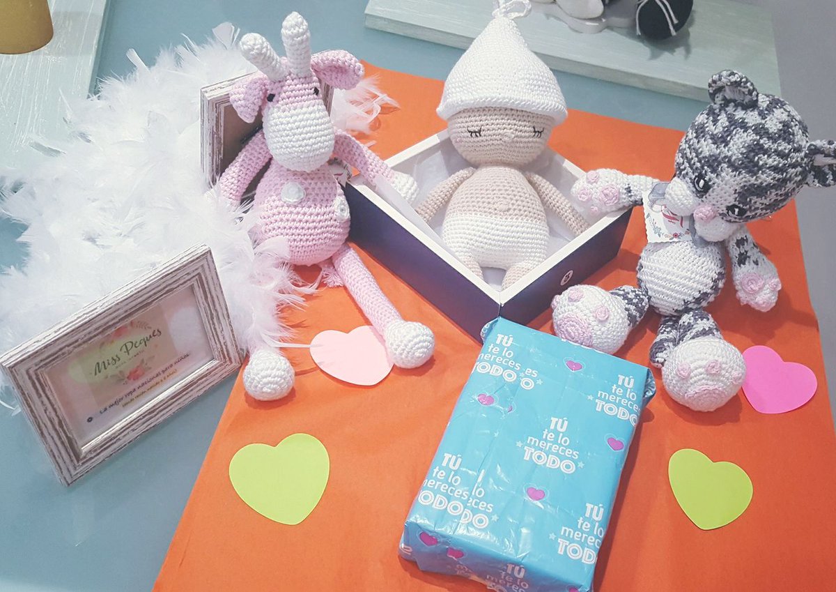 PequesMiss's tweet photo. Llegan los Reyes y los bebés casi siempre suelen quedarse sin regalo, son muy pequeños, no se dan cuenta, ¿verdad? ERROR, porque ellos SE LO MERECEN TODO, y nuestros muñecos realizados a mano con hilo 100% algodón son perfectos para ellos, para acompañarles en sus sueños.... https://t.co/eNzSuWRH9e