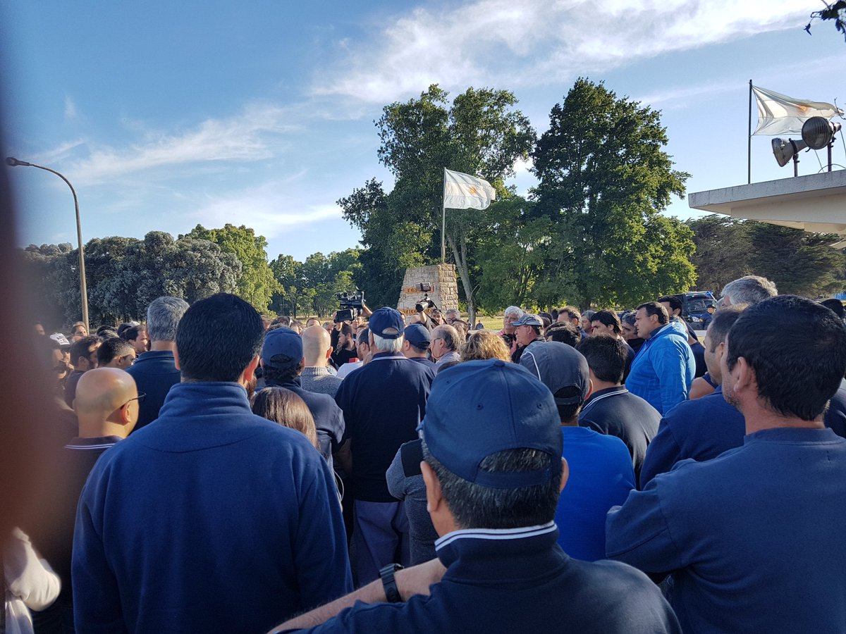 dabelroblin's tweet photo. Fanasul 240 trabajadores despedidos https://t.co/nwSWexg0Fq