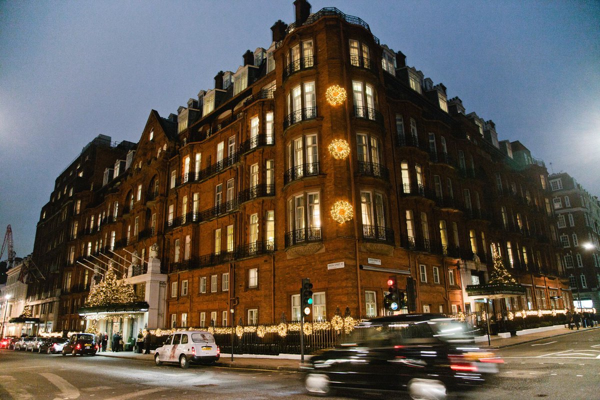 UtterlyEvents's tweet photo. Did you know that London's landmark art deco luxury hotel, Claridge's, dates all the way back to 1856? We are so excited to be holding the official Fast Growth Icons London event here this year, 22nd March! @claridgeshotel #claridges @FastGrowthIcons #fastgrowthicons #founders https://t.co/CoigV85dyB