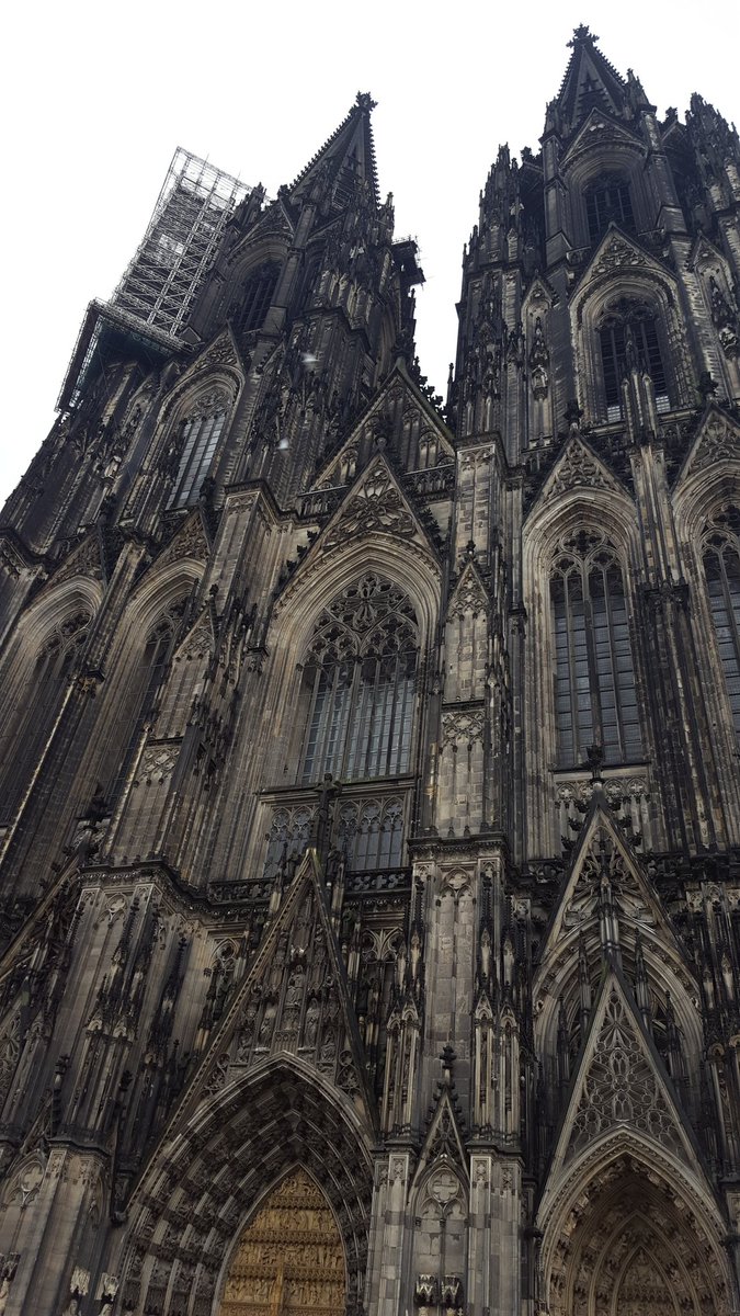 infinityoras's tweet photo. köln 🇩🇪💯 https://t.co/0MNrXoAt6G