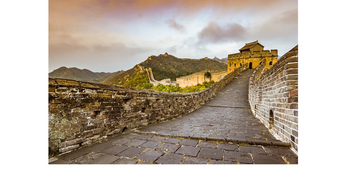 YourMorning's tweet photo. .@fodorstravel releases #2018 #WhereNotToGo list: #TajMahal's dome will get first major cleaning in 369 years, covered by scaffolding. Avoid #GreatWallOfChina because of deterioration. Climbing #MtEverest isn't worth danger/cost. What's on your list of places to go? #YourMorning https://t.co/Dgw3Jf1LoM