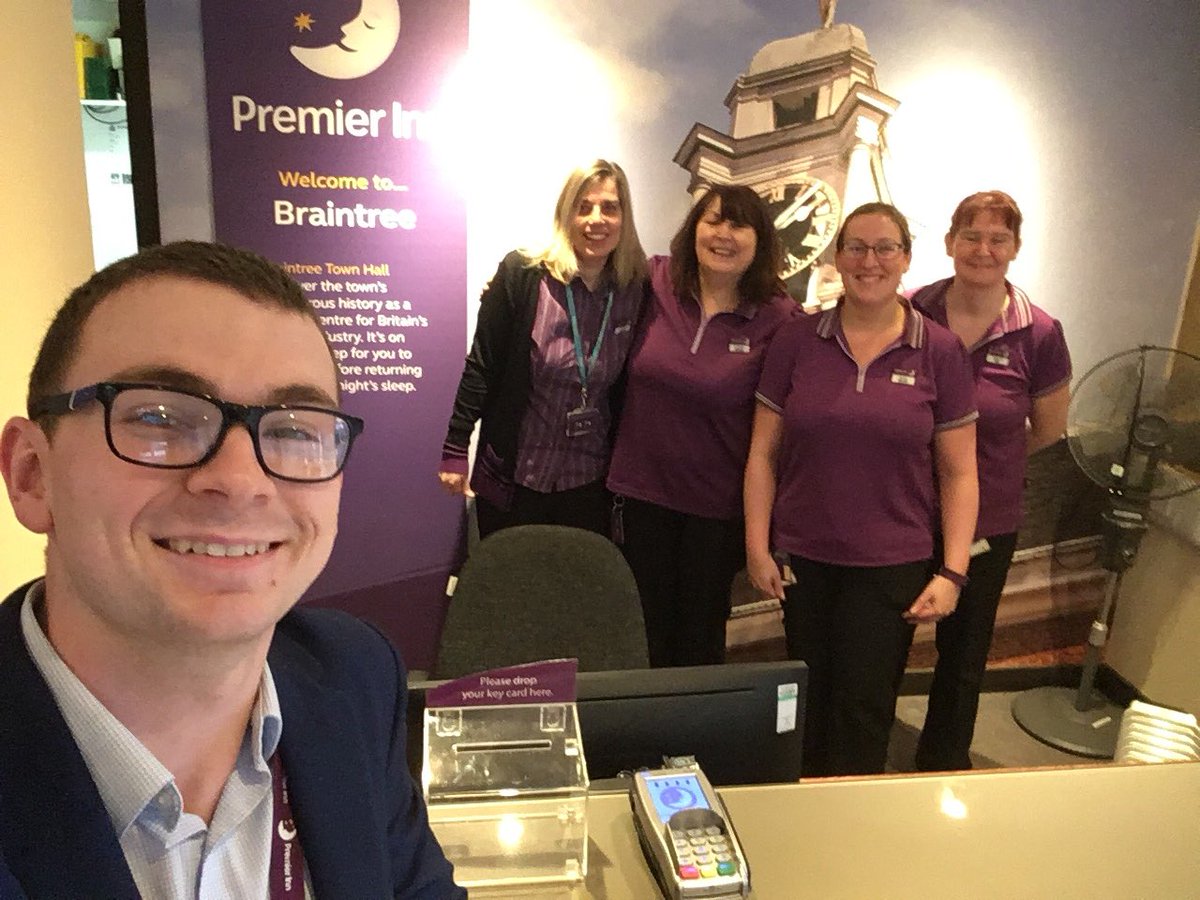 Happy New Year from Braintree A120 team! 🎇 bring it on 2k18! <a href="/SDEBDD/">simon ewins</a> <a href="/essexarea/">Premier Inn Essex Area</a> <a href="/gillklarin/">Gillian Klarin</a> #selfiesmile #numberoneopsteam