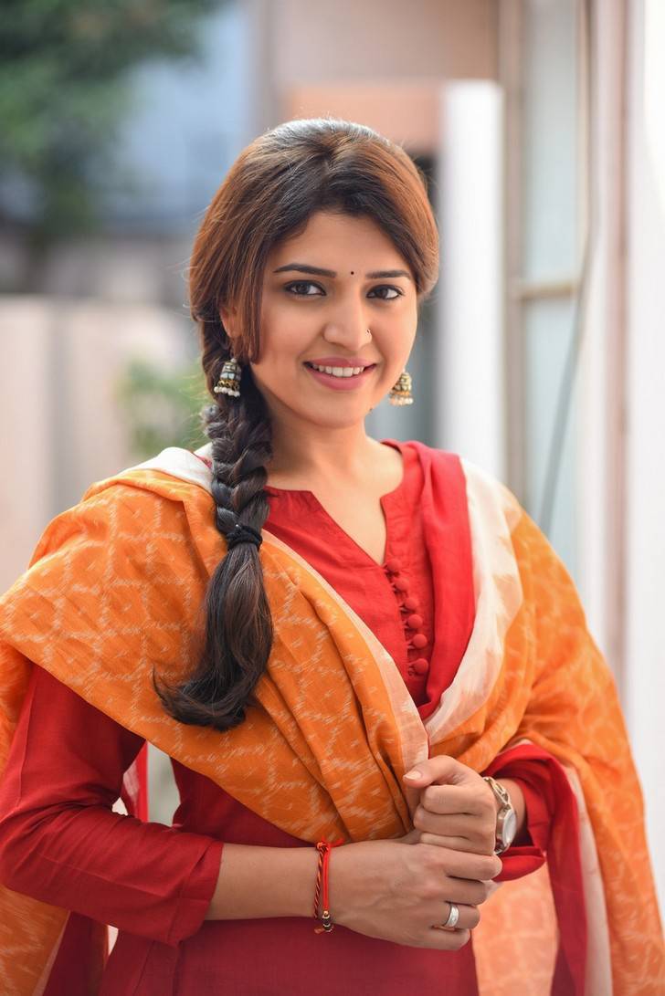 Behindwoods tweet media