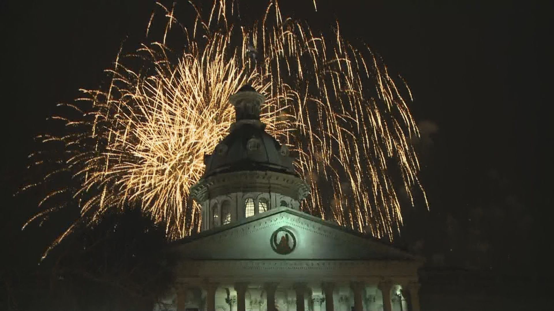 News 19 WLTX on Twitter "Columbia Fireworks Display Here's What Went