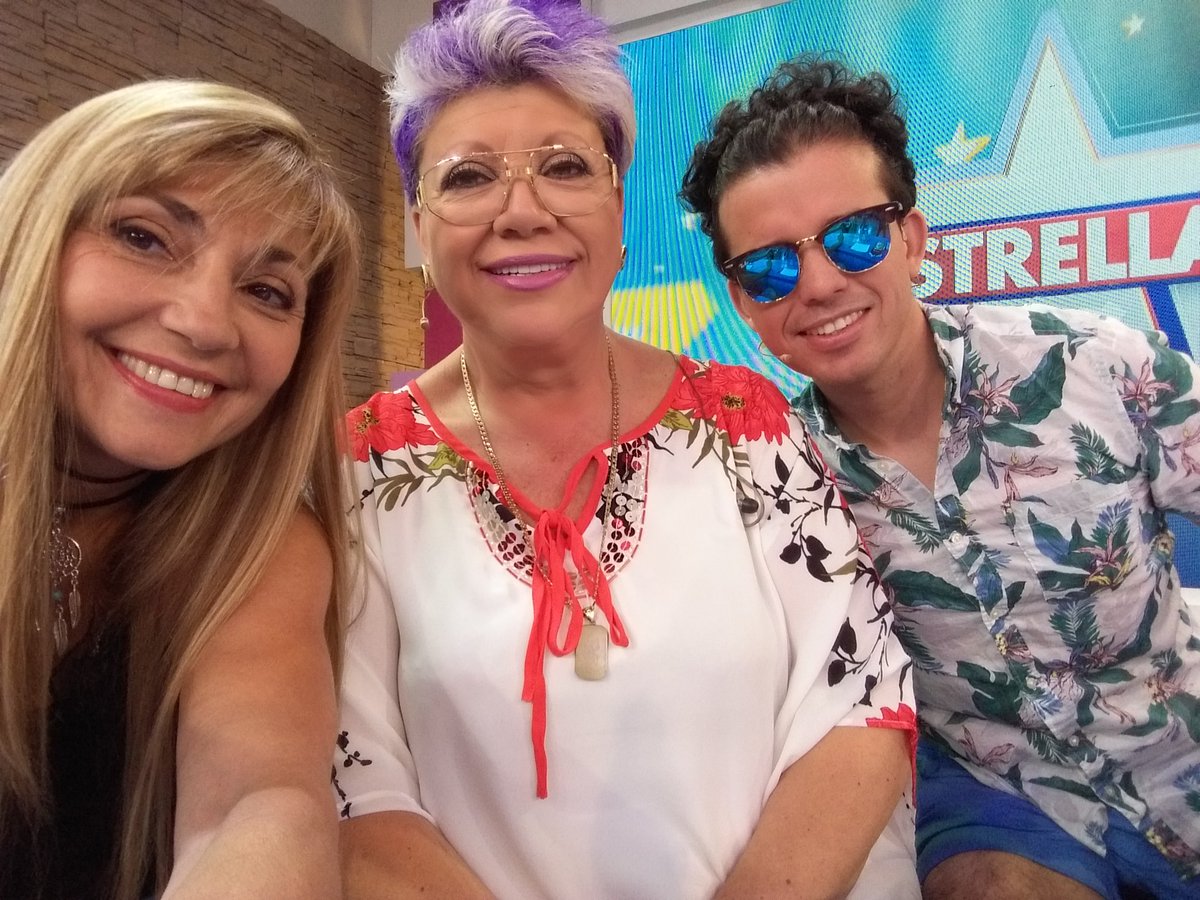 rositapiulats's tweet photo. Aqui estamos otra vez #estrwllasmg #matinalmg @Mega https://t.co/sxLLTp1H8i