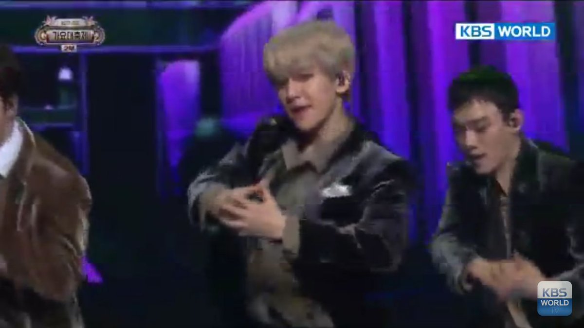 bungul1899's tweet photo. #WeLoveYouBaekhyun https://t.co/A1iOlhTQO2