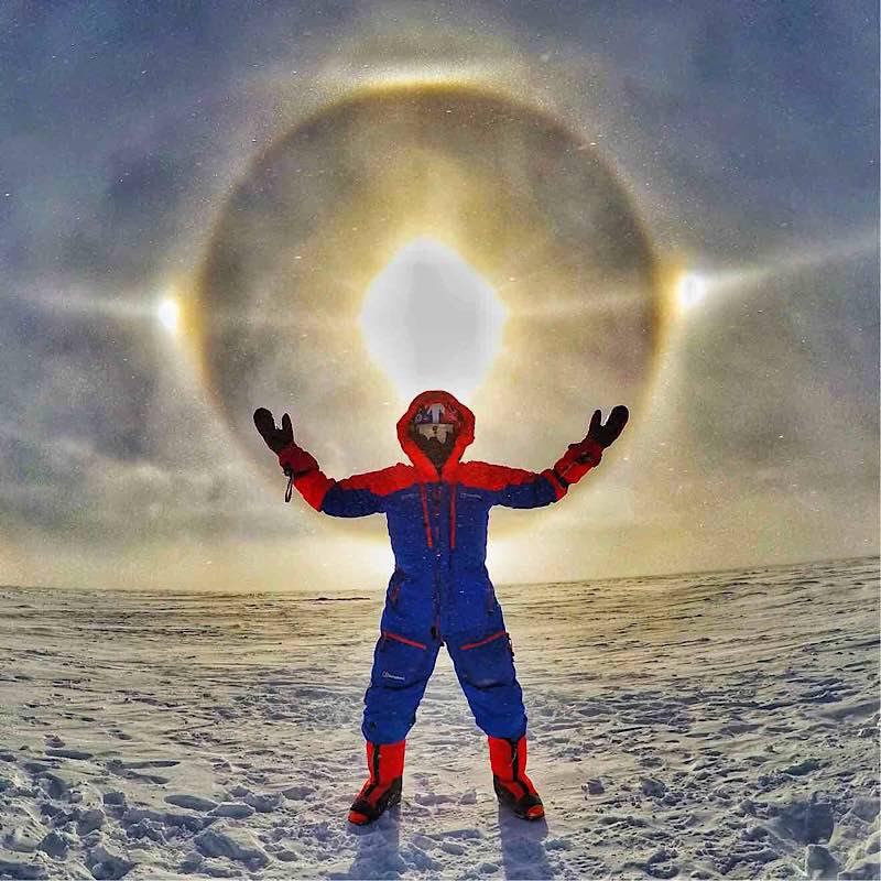 TheRealBerghaus's tweet photo. The latest Captain’s Log round-up from the #SpectreExped team.
@LeoHoulding and team start the final phase of the expedition while celebrating Christmas and New Year from the end of the earth.
https://t.co/sn8sFsKXLk https://t.co/d1QbTFk67F