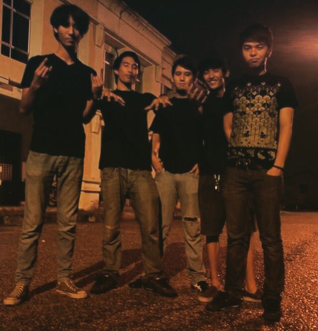 HPPY NU YER 2K18! 📷: @nazartcore