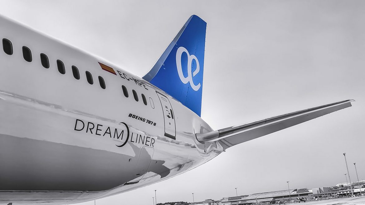 aireuropard's tweet photo. Majestuso nuestro Boeing-787-Dreamliner. ¿Nos vemos a bordo este 2018? https://t.co/X9cLCERV3B
