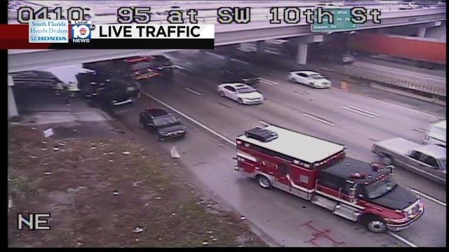 Crash on I-95 SB at SW 10th St #traffic https://t.co/Hss3uCp5cO