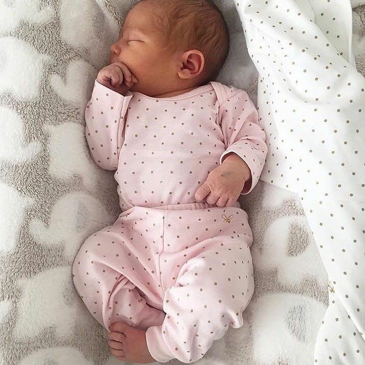 there's my daughter Lilith 💞🍼