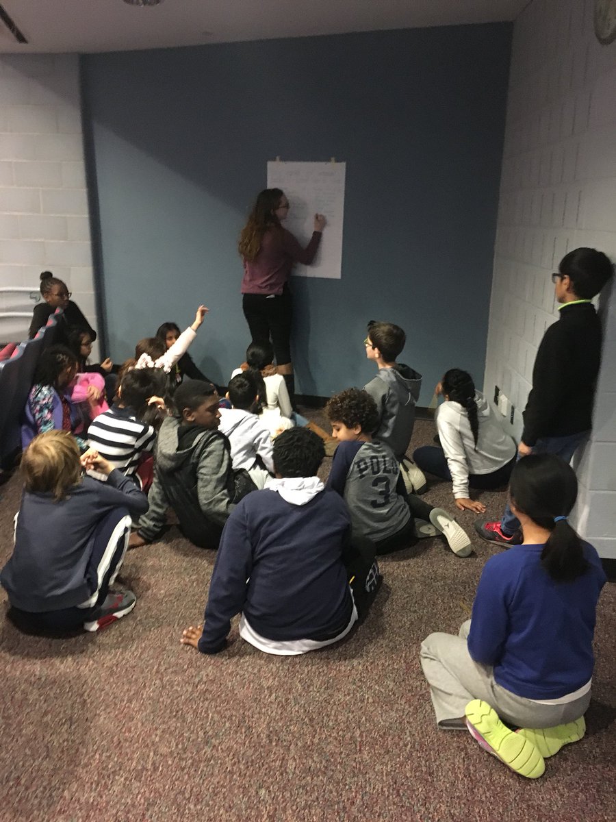 h_stramandinoli's tweet photo. What teachers do when plans change, make the best of it!! #100degreesinourclassrom #teamresolutions #talentlessons #SPSchallenge https://t.co/MNeaUTGuYr