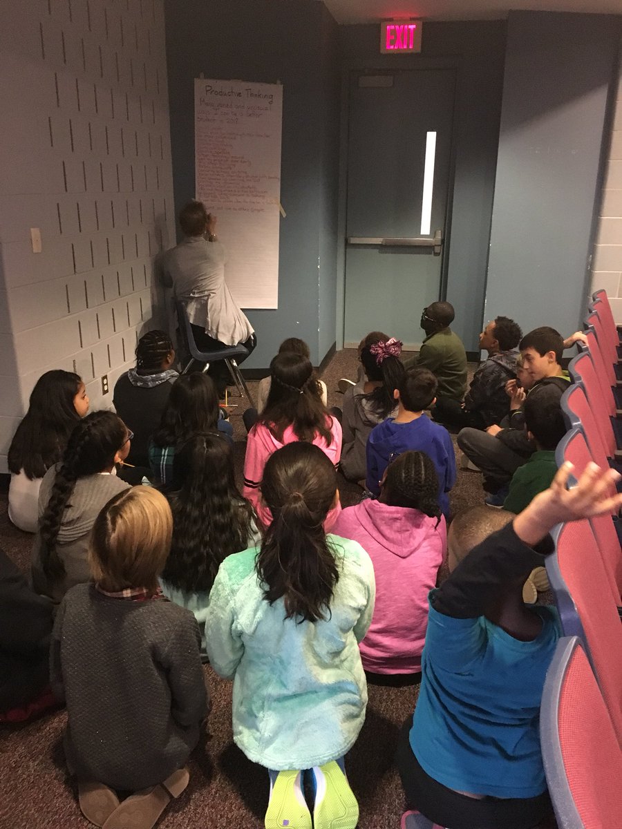 h_stramandinoli's tweet photo. What teachers do when plans change, make the best of it!! #100degreesinourclassrom #teamresolutions #talentlessons #SPSchallenge https://t.co/MNeaUTGuYr
