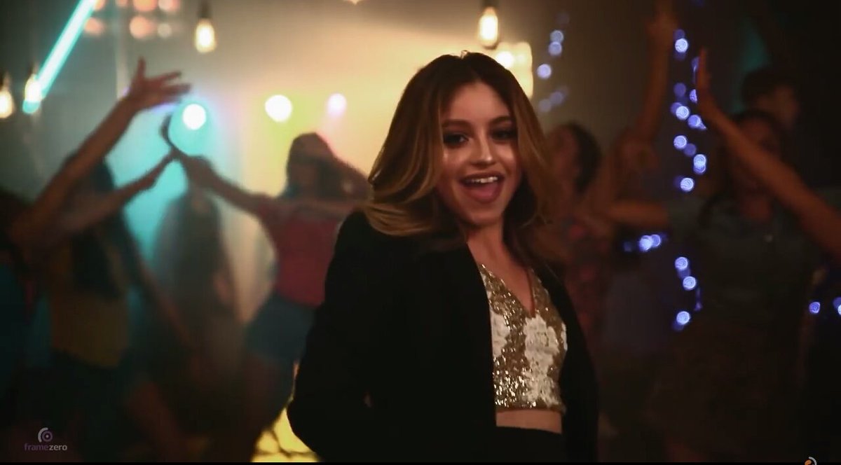 ksmybabe's tweet photo. La quiero en mi mesita de luz😹😻
@karolsevilla #ABailarKS https://t.co/YB3oMlJxi3