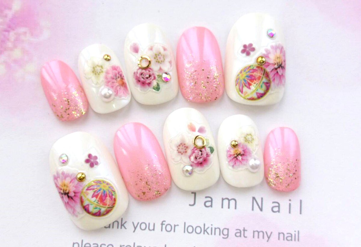 Jam Nail Ar Twitter ピンクの花と毬の和柄のネイルチップ 販売中です T Co Sx2hpijklz 和柄ネイル 成人式ネイル 振袖ネイル ピンクネイル