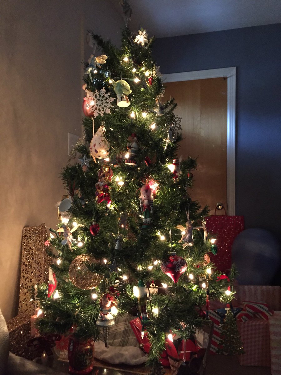 estbrooks tweet media