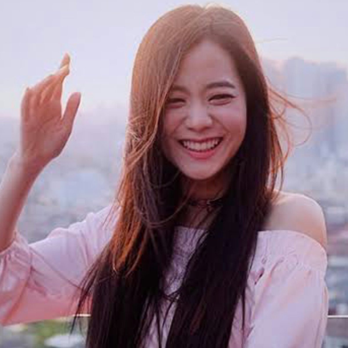SanaLowe7's tweet photo. @ygofficialblink Literally a goddess, Our beautiful &amp; talented Kim Jisoo who shines brightest when smiling. I hope your day is full of laughter, love and amazing food 😊LOVE YOU😙 💜HAPPY BIRTHDAY💜 🎂🎁🎈🎉#GoddessJisooDay #BLACKPINK https://t.co/unYuFs7fZL