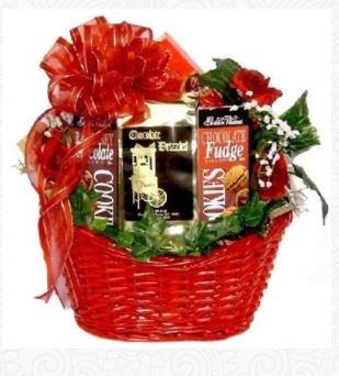 Buy some sweets, for your sweetie!  #ValentinesDay is right around the corner. Check out this basket at dlvr.it/Q8bY1C You can find great #savings at #DealClipper. #GODIVA