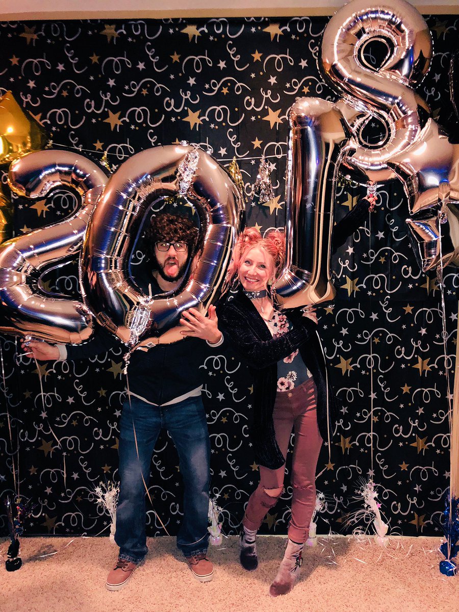 JamieJo0523's tweet photo. 2️⃣0️⃣1️⃣8️⃣ we are so ready for you! https://t.co/yboOH4LMOc