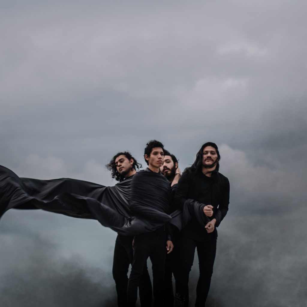 RojoRetro's tweet image. #NuevaFotoDePerfil