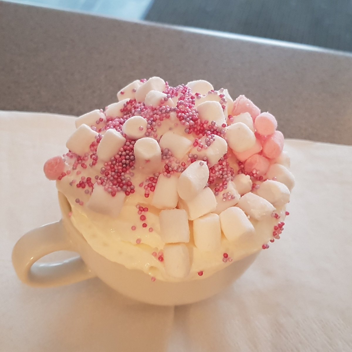 The perfect #newyear treat #shakewraproll #hotchocolate #cream #sprinkles #icecream #milkshakes #cadburys #tea #coffee #chocolate #wow #omg #deliciousdesserts #delicious #craving